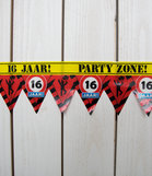 Feestelijke Party tape / Afzetlint 16 jaar